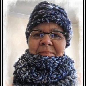 original handknitted scarf and hat #5